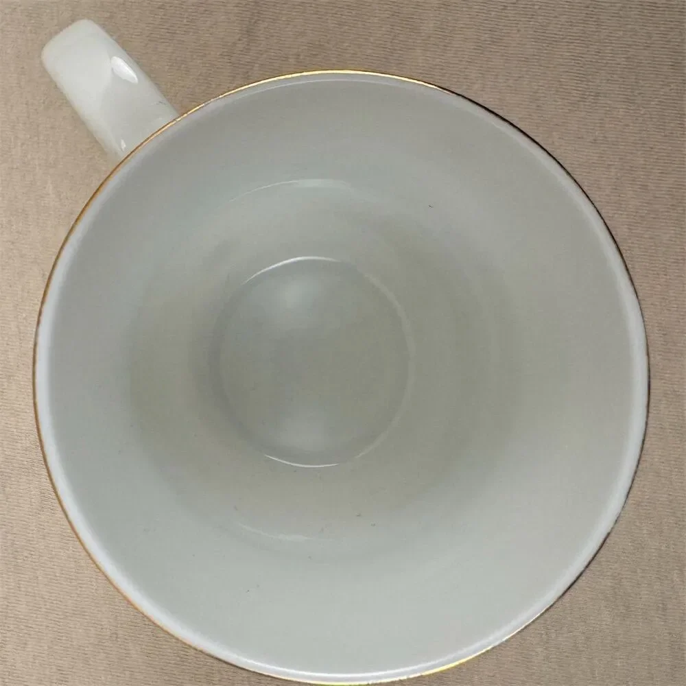 Vintage Otagiri Christmas Toys Porcelain Mug Gold Rim 1980s - Picture 3 of 8